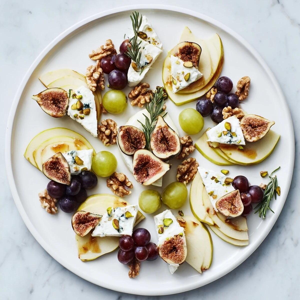 Showcasing the beautiful Fig and Walnut Star Board, this appetizer features fresh fruit, nuts, and vegan cheese beautifully presented.