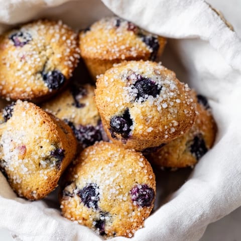 Mini Blaubeer Muffins Korb